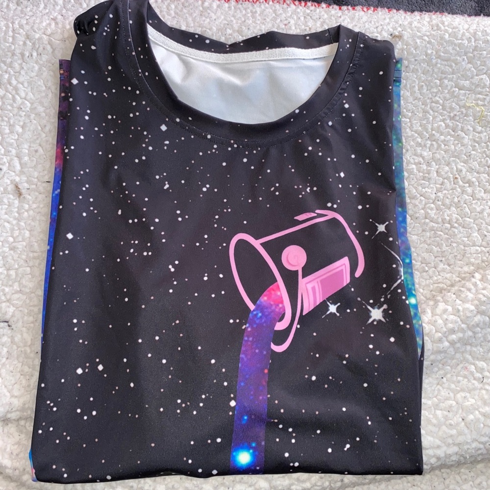 Space vibe t-shirt
